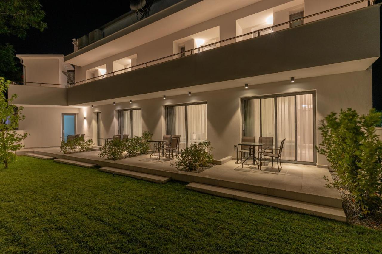 Mera Apartments Stavros  Buitenkant foto